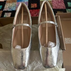 Dolce Vita Silver Loafers Metallic Flats Rounded Toe